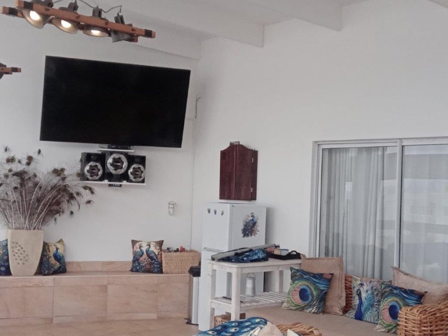 5 Bedroom Property for Sale in Noorsekloof Eastern Cape